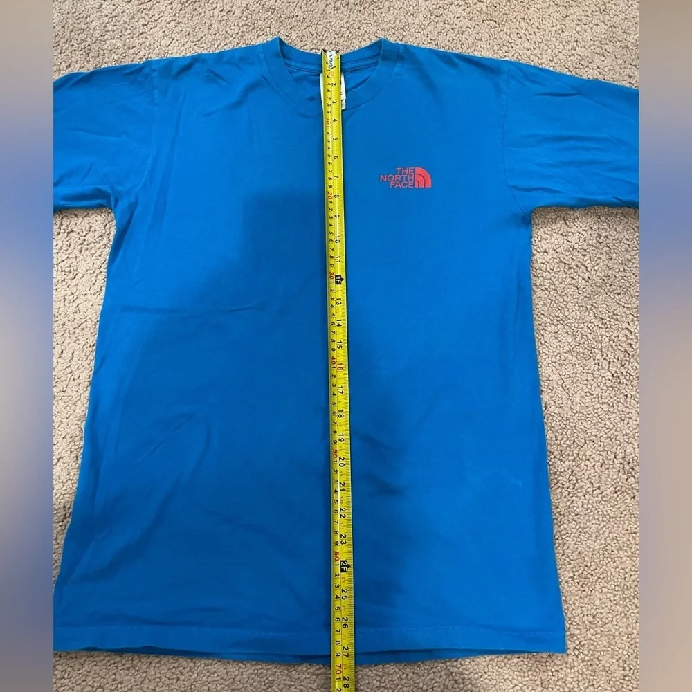 THE NORTH FACE Vibrant Blue Red Box T-shirt